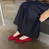 Sapatos Femininos Pequenos Vermelhos de Pele de Cordeiro com Laço Boca Rasa Sapatos de Uma Sola Outono Novo Estilo Couro Genuíno por Dentro e por Fora Salto Escondido Sola Plana Boca Rasa Sapatos de Uma Sola