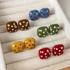 Pendientes cuadrados retro de lunares divertidos, lindos, de nicho, versátiles para mujer, pendientes de puntos geométricos contrastantes de colores dopamina