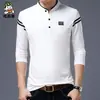 Camiseta de algodón de manga larga para hombre cuello liso color sólido joven y de mediana edad coreana ajuste slim camiseta interior ropa de otoño guapa venta al por mayor para hombre