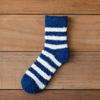 Meias de pelúcia masculinas, meias de inverno com cano médio, listradas, meias de chão para casa, meias quentes de lã coral espessadas, meias de neve com forro de lã