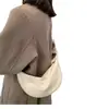 Bolsa tipo dumpling, bolso cruzado pequeño y ligero, nuevo bolso de axila, bolso de hombro versátil europeo y americano, bolso retro de moda para el día a día
