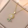 Colar para Mulheres Estilo Japonês e Coreano Moda Pingente Simples de Girassol Ins Personalidade Tendência Corrente de Clavícula de Aço Titânio Colar de Zircônia
