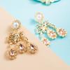 Pendientes de perlas doradas personalizados de moda europea y americana, nuevos pendientes largos de nicho retro de alta calidad a la moda para mujer