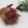 2025 Accesorios para el Cabello Estilo Europeo y Americano Pinzas para el Cabello Red de Elástico Sombrero Pluma Horquilla para Raíz del Cabello de Novia Producto 1085 Tocado