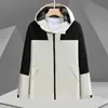 Roupa de Trabalho Impermeável e à Prova de Vento Personalizada com Logo para Homens e Mulheres, com Texto e Gráficos Impressos, Uniforme de Equipe Quente Três em Um com Forro de Fleece