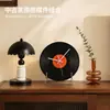Reloj decorativo de lujo ligero estilo vintage para escritorio y decoración de sala de estar, adorno creativo moderno simple