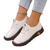 25 Zapatos Nuevos de Comercio Exterior Talla Grande Zapatos Cosidos a Mano Zapatos para Mamá Suela Suave Ligeros Cómodos Casuales Zapatos para Mujer