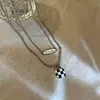 Colar Xadrez da Moda para Mulheres Novo Estilo Corrente de Clavícula Dupla Camada Empilhada Design de Nicho Acessórios de Alto Padrão Atacado