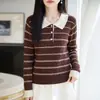 Suéter de tricô listrado com gola boneca feminino, pullover de manga longa, design color block azul marinho, caimento solto, adequado para primavera e outono, top elegante para usar por baixo