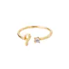 Anel de letra AliExpress 26 letras AZ banhado a ouro 18K anel neutro anel de dedo criativo joias por atacado