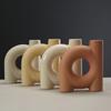 Jarrón de Arte Cerámico Nuevo Moderno Simple para Sala de Estar del Hogar Jarrón Decorativo con Sentido Avanzado Paquete Blando