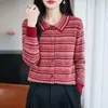 Cárdigan de lana jacquard para mujer con un patrón jacquard retro y tridimensional, lana suave y cómoda, abrigo de punto de un solo botón