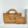 Nova Bolsa Cesta de Legumes Mini Tecida à Mão para Primavera e Verão 2025 Bolsa Balde Pequena Bolsa Tiracolo de Ombro Feminina