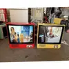 Televisores Vintage en Blanco y Negro en Stock, Atrezo Nostálgico de Cine y Televisión, Artículos Decorativos y Otros Objetos Antiguos