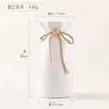 Vaso de Flor de Estilo Cream Nordic para Sala de Estar com Listras Verticais Brancas Decoração de Arranjo de Flores Vaso de Plástico Moderno Simples