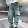 Jeans de Mezclilla Nuevos para Otoño 2025 para Niños Mayores, Pantalones Largos Versátiles de Corte Holgado, Moda Casual y Moderna para Niños