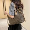 Bolso de mano vintage 2023, nuevo bolso de comercio exterior para mujer, bolso momia de gran capacidad, bolso de hombro estampado, bolso de mano para mujer.