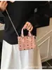 2026 Nuevo Bolso Cubo de Moda Retro Tendencia Diseño de Nicho Bolso de Hombro Casual Elegante para el Trabajo y el Trayecto Bolso de Mujer