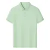 Camisa polo de manga corta de seda, lino y Lyocell con un diseño sencillo y versátil, adecuada para ropa de negocios casual, con características de ropa de trabajo estampadas y bordadas.