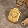 Nuevo colgante retro punk cuadrado marca Doble Dragón acero de titanio para hombre ins nicho moda callejera collar al por mayor
