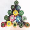 Venta al por mayor del fabricante Hilo de Pagoda 402 Hilo para Coser de Alta Velocidad Hilo con Aceite de Silicona Hilo para Overlock Hilo de Poliéster Hilo para Coser del Hogar