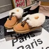 Zapatos de Nieve de Algodón Grueso Cálidos de Invierno sin Cordones con Más Terciopelo Zapatos Peludos Borla Retro Casual para Mujer