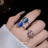 Anillo abierto geométrico cuadrado de circón, moderno y adecuado para el uso diario, irradia un ambiente sofisticado y de alta gama, diseñado para el dedo índice, con un aspecto único y elegante, una pieza de joyería de nicho para mujeres