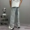 Nuevos pantalones vaqueros desgastados y lavados de estilo urbano para primavera y verano para hombre, con un diseño fino, holgado y de pierna recta, perfectos para uso casual