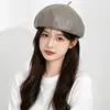 Boina Retrô Simples de Couro Coreana para Mulheres, Chapéu Octogonal Estiloso e Versátil para Outono e Inverno, Chapéu de Artista para Afinar o Rosto