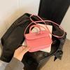 Bolso Casual para Mujer 2025 Nuevo Bolso de Mano con Cinturón Retro Europeo y Americano Bolso Cuadrado Pequeño Bolso Bandolera Mini de Cuero Aceitoso de Alta Gama para Mujer