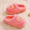Novas Pantufas de Algodão de Inverno 2026 para Meninas, Design de Desenho Animado, Pelúcia Espessa, Quente, para Uso em Casa, Dropshipping Disponível