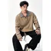 Moda Masculina Nueva Otoño 2026: Camiseta de Manga Larga con Cuello Polo de Corte Holgado con Diseño Falso de Dos Piezas y Cuello de Cuadros en Contraste