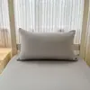 2026 Nuevo Modelo Algodón Puro Dormitorio Estudiantil Color Sólido Doble Color Funda de Almohada Pieza Única Funda de Almohada