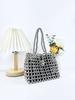 Bolso personalizado para mujer, estilo coreano de celebridades de internet, pequeño, fragante, con perlas plateadas recortadas a mano y gran capacidad, para la axila.