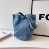 Ins Vintage azul escuro Denim Bordado Flor All-match Ombro Bolsa Estudante Lancheira Bolsa Balde Bolsa Bolsa Feminina Fofa
