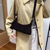 Bolso de nicho minimalista de cuero esmerilado para mujer, nuevo bolso de ante vintage para el hombro otoño 2025, bolso cruzado casual para el día a día