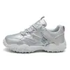 C9005-1 Zapatos de Entrenamiento Casuales Blancos Alemanes Otoño 2026 Nuevos Transpirables de Cuero Versátiles Tenis de Suela Gruesa
