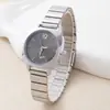 Relojes Nuevos para Mujer con Correa de Acero en Forma de Cabeza de Serpiente al por Mayor, Relojes Simples de Nicho Retro de Lujo de Gama Alta para Estudiantes y Mujeres al por Mayor