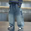 Pantalones para niño, nuevo modelo otoño 2026, jeans curvos súper estilosos para niños, pantalones largos casuales geniales y elegantes para niños pequeños