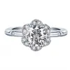 Anillo de Plata de Ley S925 con Moissanita de 1 Quilate Anillo Clásico de Seis Garras Flor Completo con Banda de Diamantes Lujo Ligero Versátil Regalo