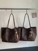 Bolso tote de leopardo transfronterizo para el día a día, nueva y moderna colección de otoño, texturizado y vintage, un bolso de hombro y un bolso de axila únicos