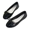 Zapatos Planos Slip-On con Lazo para Mujer 2026 Primavera Nuevos de Comercio Exterior Talla Grande Punta Redonda Moda Boca Baja Zapatos Perezosos Venta al por Mayor