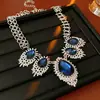 Set de pendientes redondos y collar vintage, cadena para la clavícula estilo palacio retro, joyería de lujo ligero de alta gama para mujer