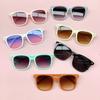 Nuevas gafas de sol para niños 2023 tachuelas de arroz para niños y niñas moda genial moda gafas de sol deportivas protectoras contra rayos ultravioleta