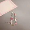 Pequeño Libro Rojo Mismo Estilo Lazo de Cuentas Rosas Cadena para Teléfono Móvil Gato Kt Cordón DIY Cadena para Colgar Cámara CCD Linda Cadena para Colgar