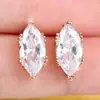 Pendientes de botón de circonita con corte ojo exclusivos transfronterizos Rongxing Pendientes de botón dorados con bisel de encaje vintage Pendientes de botón de moda