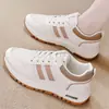 Zapatos Forrest Gump para Mujer Primavera y Otoño Transpirables de Cuero Versátiles Casuales Deportivos 2025 Nuevos de Nicho para Correr Blancos