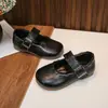 Zapatos Mary Jane de Princesa de Moda para Niñas 2026 Nuevo Estilo Primavera/Otoño Suela Suave Niños Pequeños Exquisitos Zapatos Pequeños de Cuero Zapatos Versátiles de Cuero