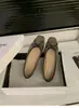 Zapatos casuales para mujer con falda roja de noche elegante estilo francés, como de hada, suaves, con lazo para calzar
