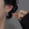 Selección artística, pendientes con borlas y cuentas redondas huecas, hebilla para la oreja, temperamento retro simple, pendientes con cierre de larga duración, pendientes con cierre de seguridad Ruyi para mujer